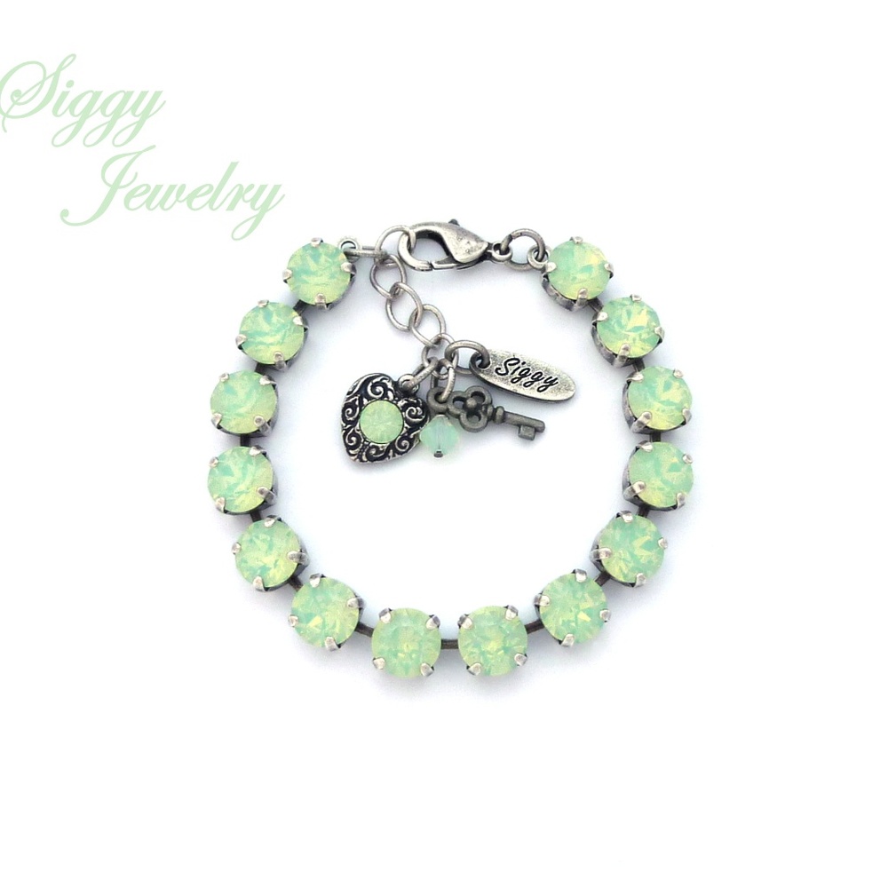 Swarovski® Crystal Mint Chrysolite Opal Bracelet